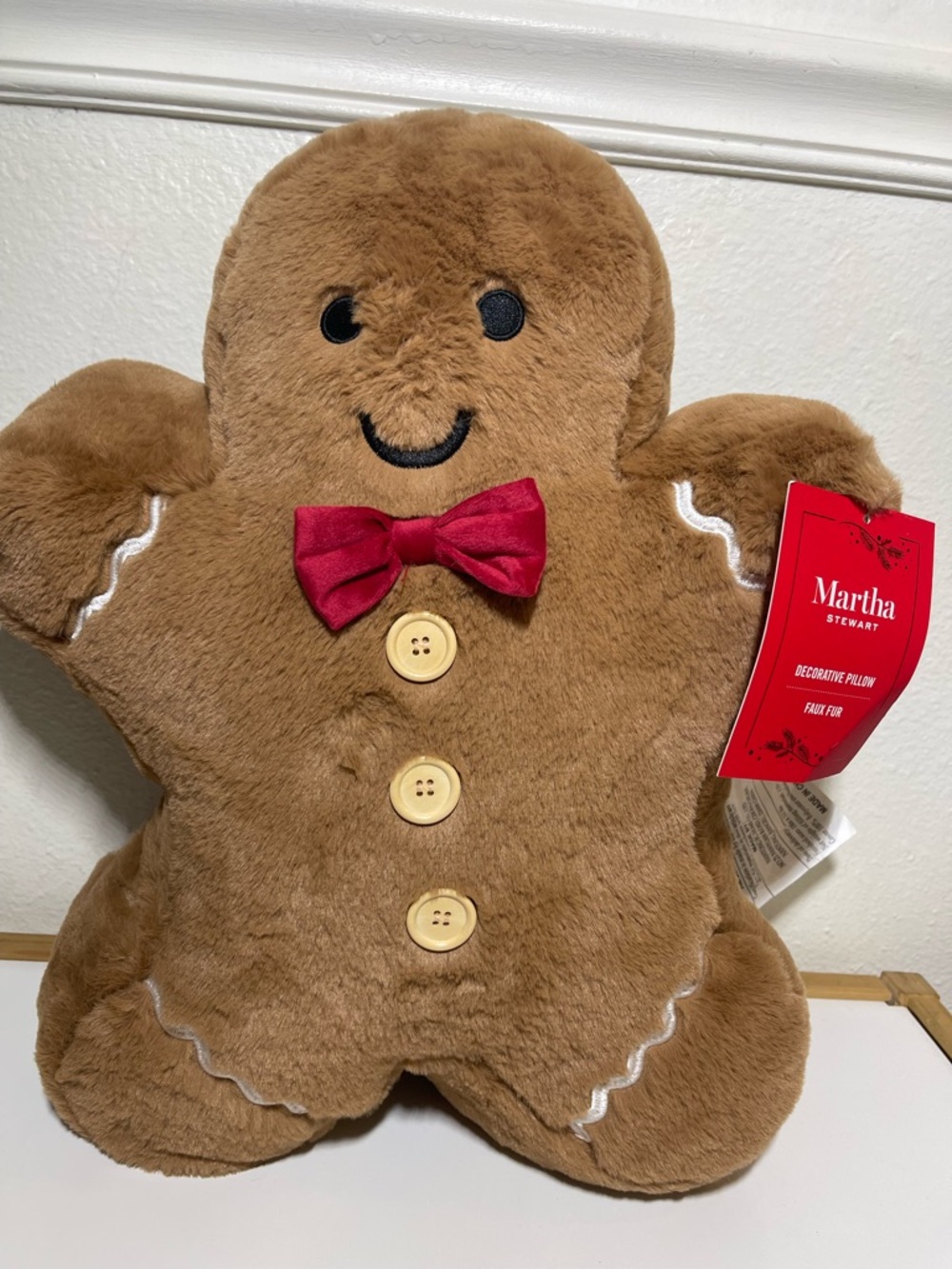 Martha Stewart Holiday Gifts Gingerbread Man Faux Fur Pillow, NWT
